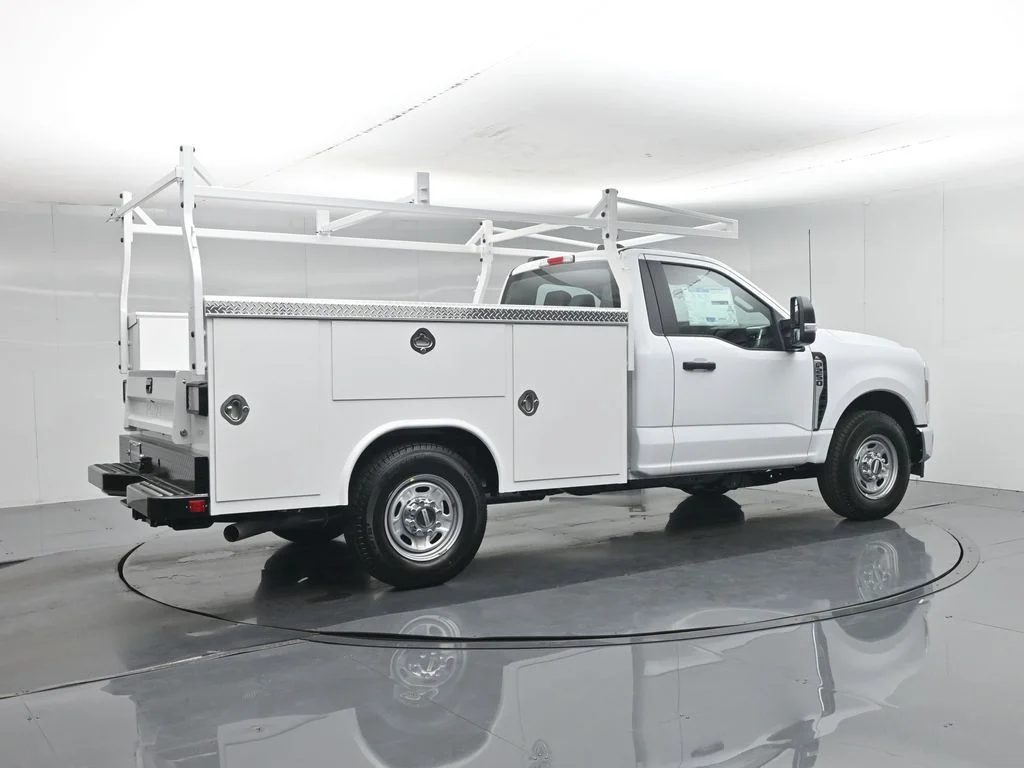 New 2026 White Ford XL image 29