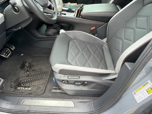 Used 2024 Gray Volkswagen 2.0T Peak Edition SEL image 3