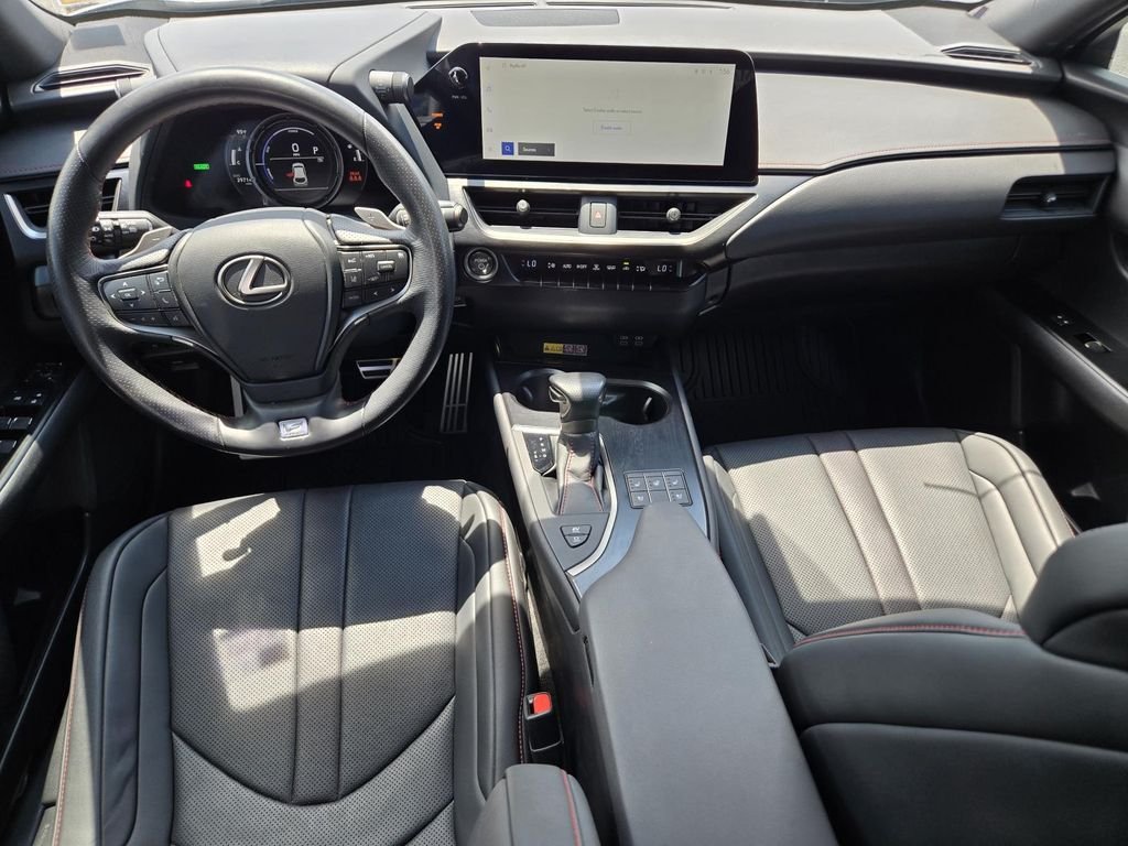 Used 2023 Silver Lexus UX 250h F SPORT Handling image 19