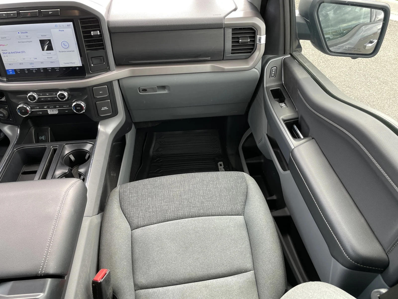 Used 2024 Carbonized Grey Metallic Ford XLT image 11