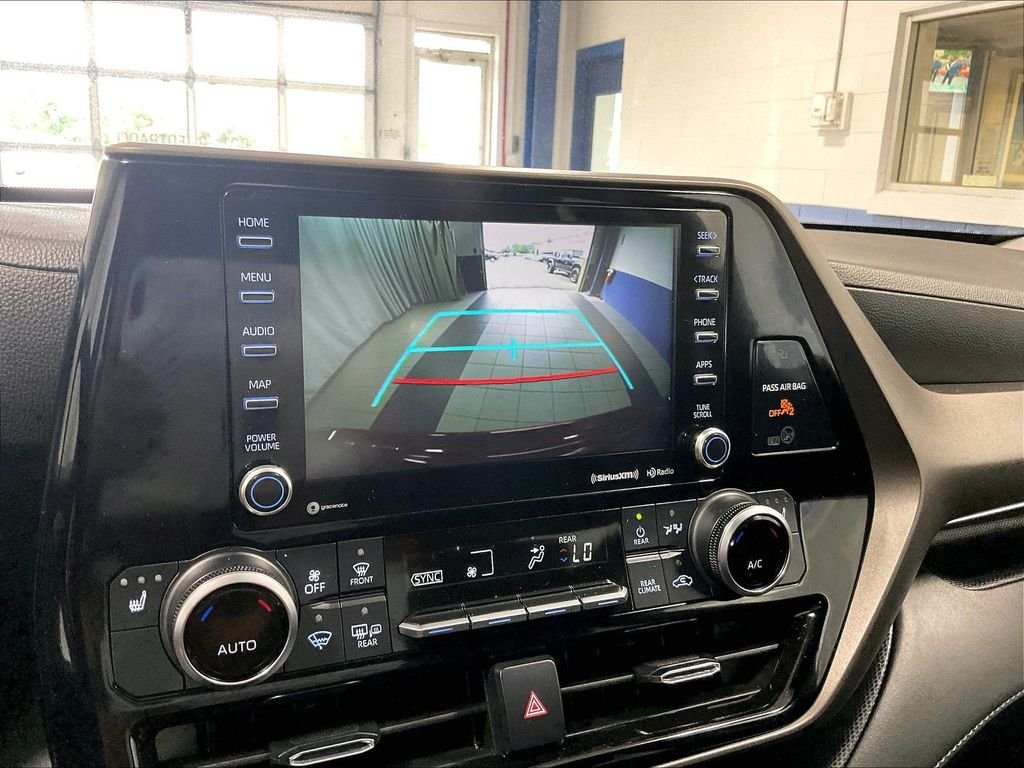 Used 2022 Red Toyota XLE image 19