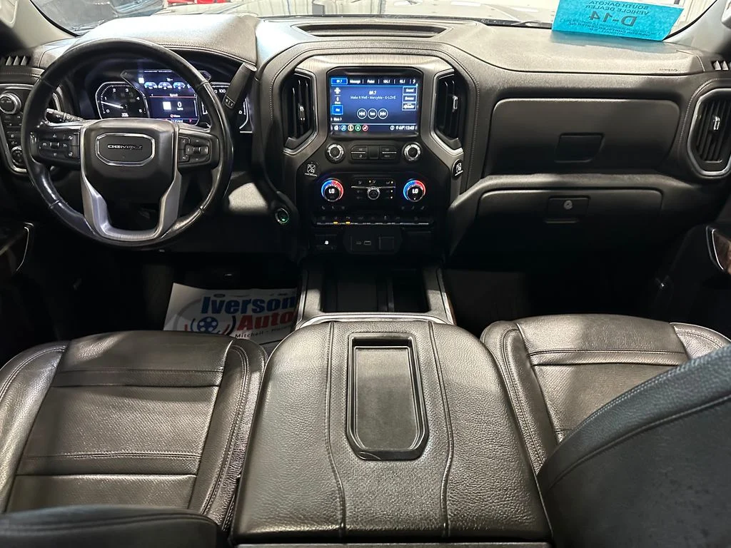 Used 2020 Black GMC Denali image 30