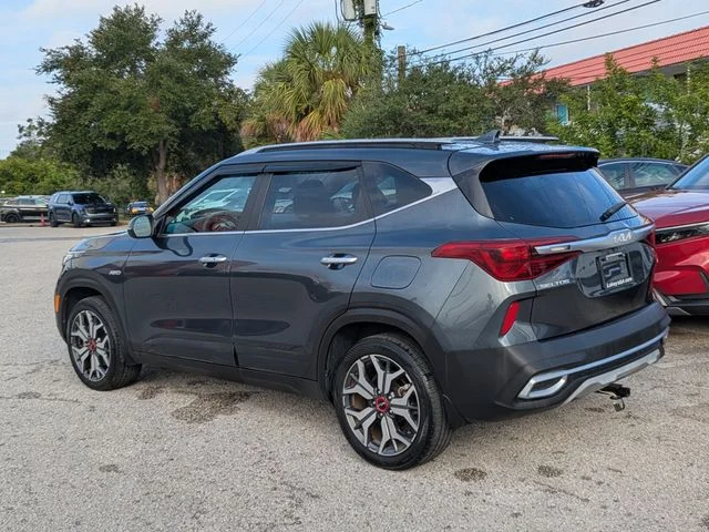 Used 2022 Gray Kia SX image 3