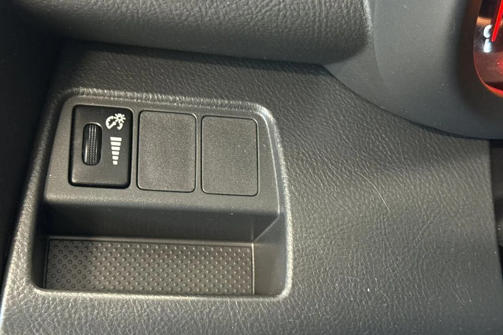 Used 2012 Silver Toyota Sport image 30