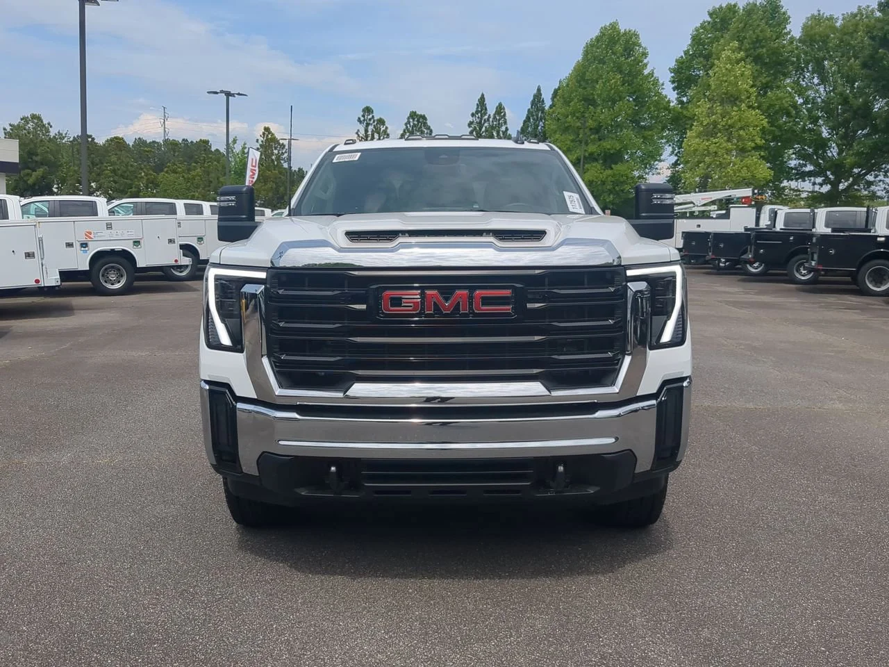 New 2026 Summit White GMC Pro image 3