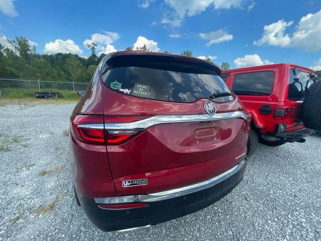 Used 2019 Red Buick Essence image 14