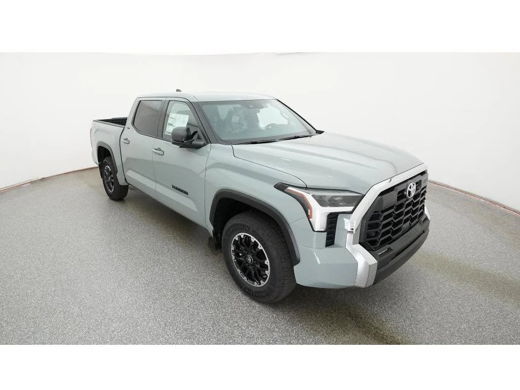 New 2026 Lunar Rock Toyota SR5 image 13