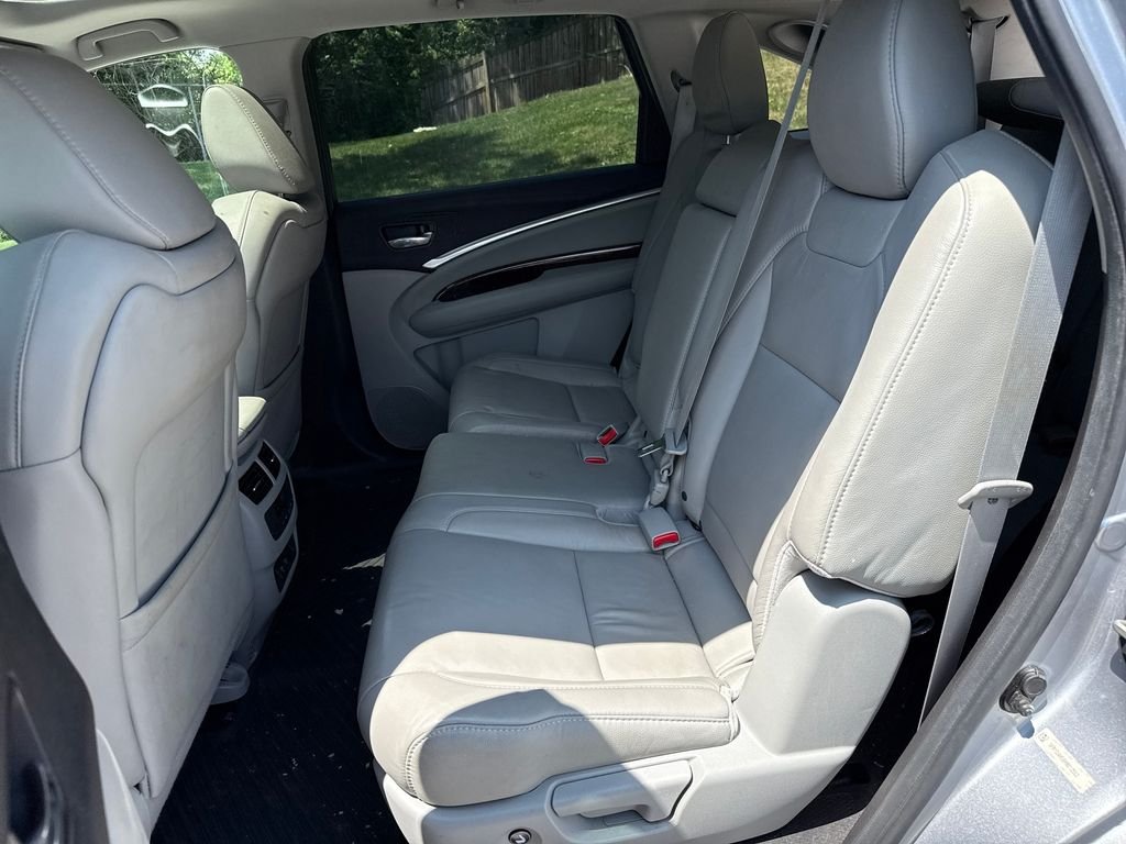 Used 2017  Acura 3.5L image 21