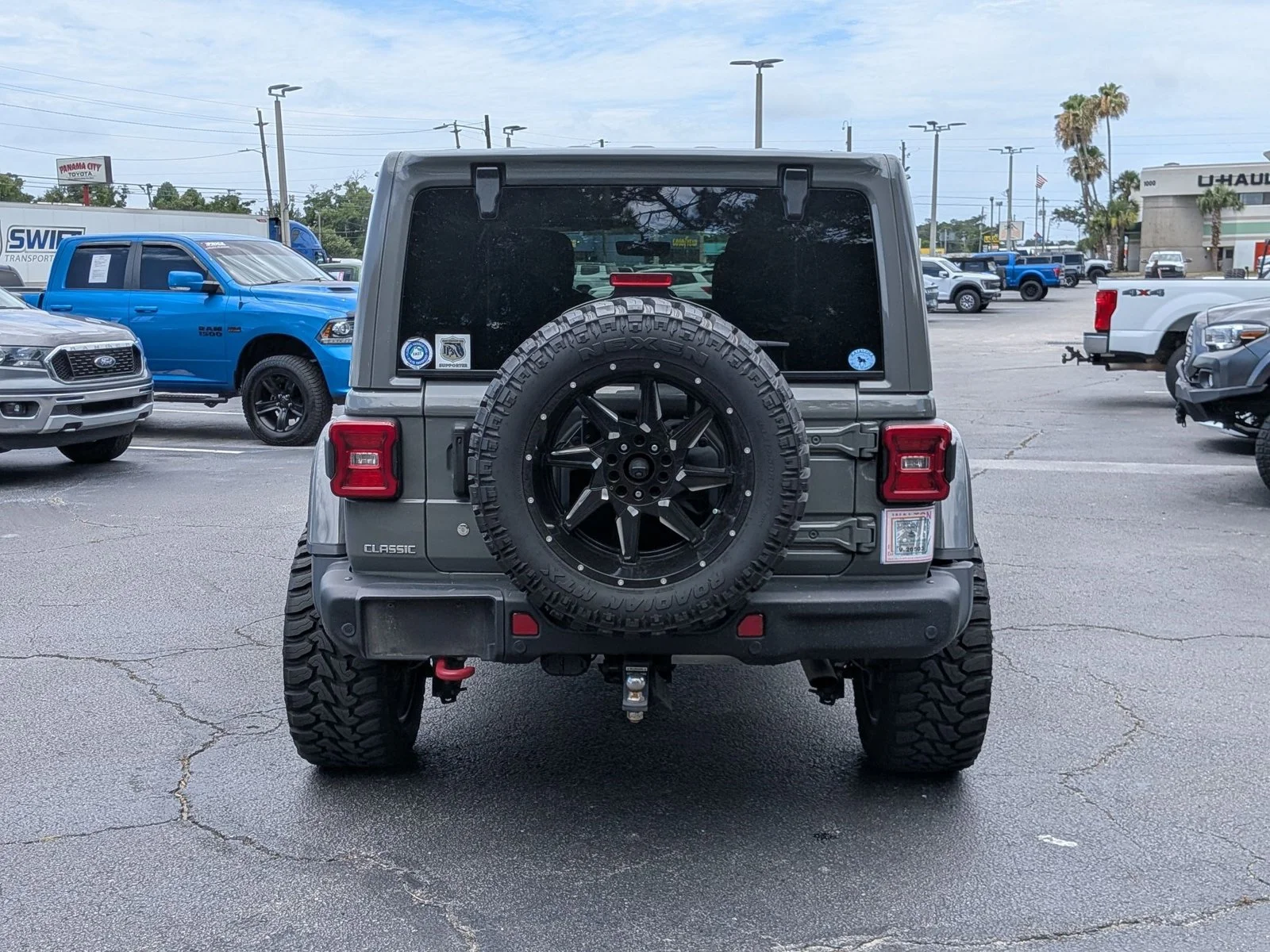 Used 2020 Sting-Gray Clearcoat Jeep Rubicon image 7