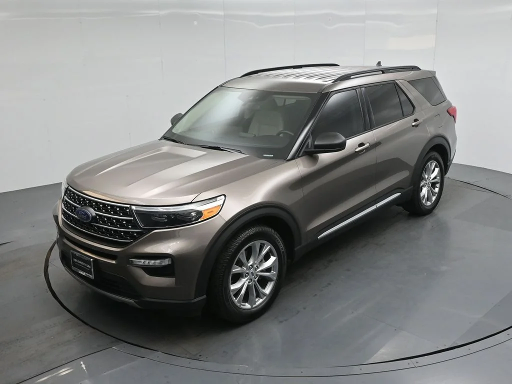 Used 2021 Gray Ford XLT image 35