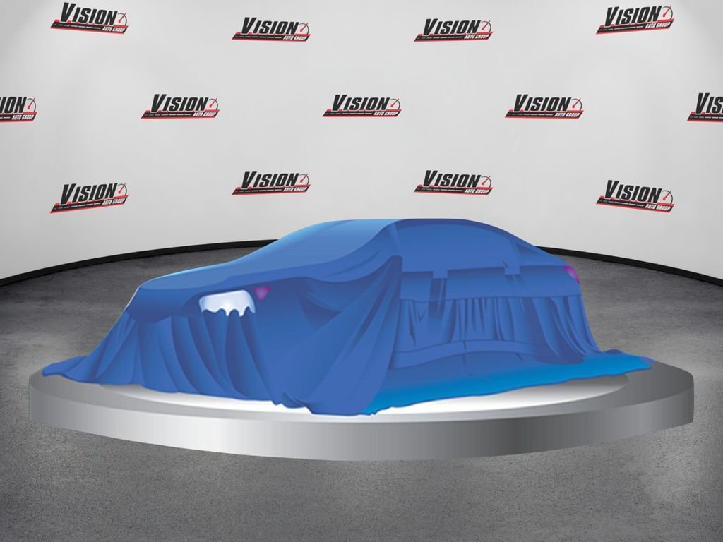 Used 2025 Silver Hyundai SEL image 1