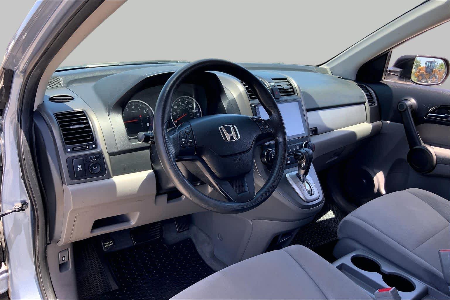 Used 2011 Glacier Blue Metallic Honda SE image 16