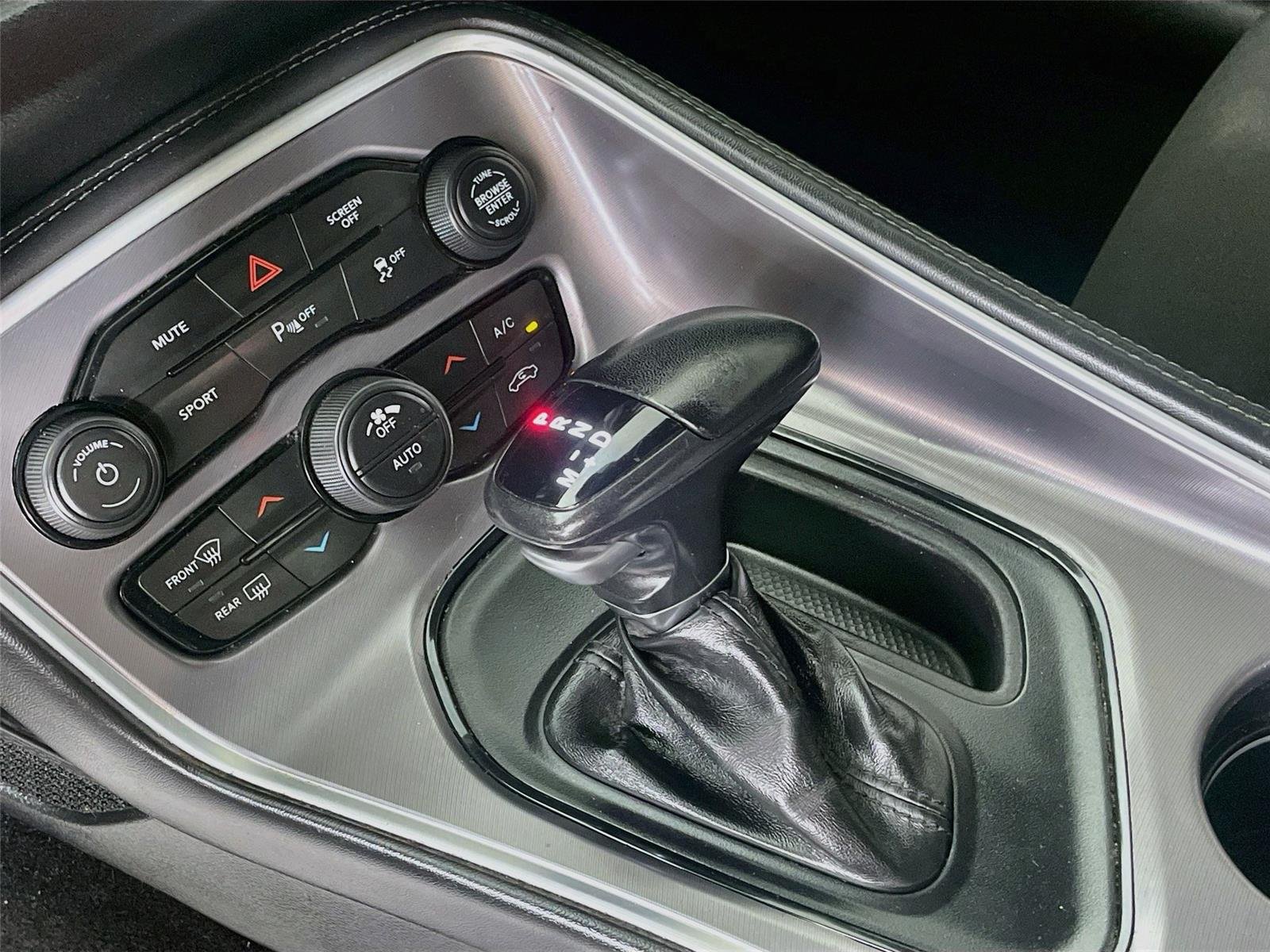 Used 2020 White Knuckle Clearcoat Dodge R/T image 20