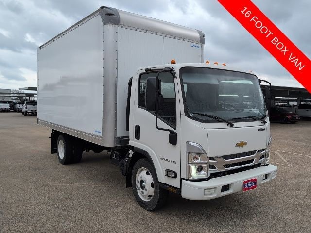 2025 Chevrolet Low Cab Forward 4500 Gas 176" WB Regular Cab's photo