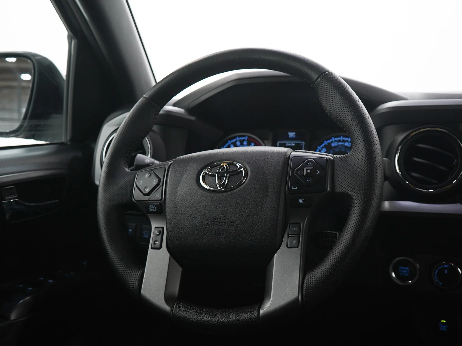 Used 2021 Gray Toyota SR image 13