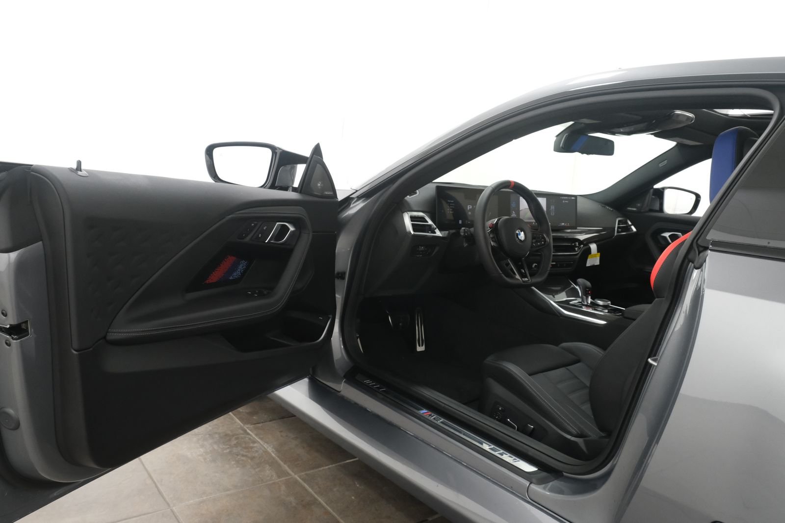 New 2026 Skyscraper Grey Metallic BMW Base image 25