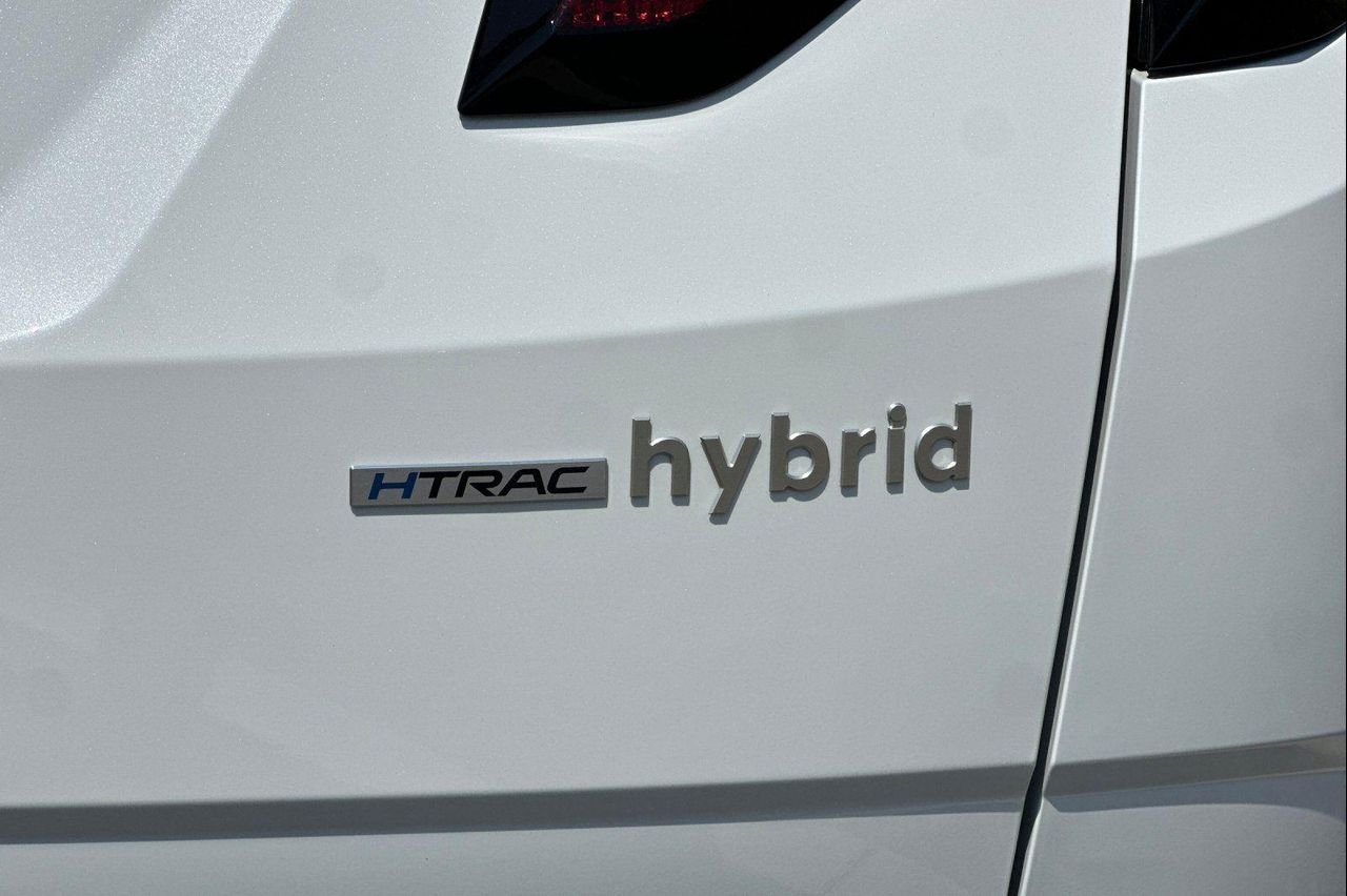 New 2026 White Hyundai SEL AWD image 25
