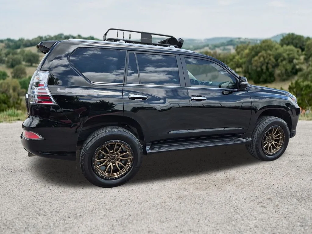 Used 2020 Black Lexus 460 image 10