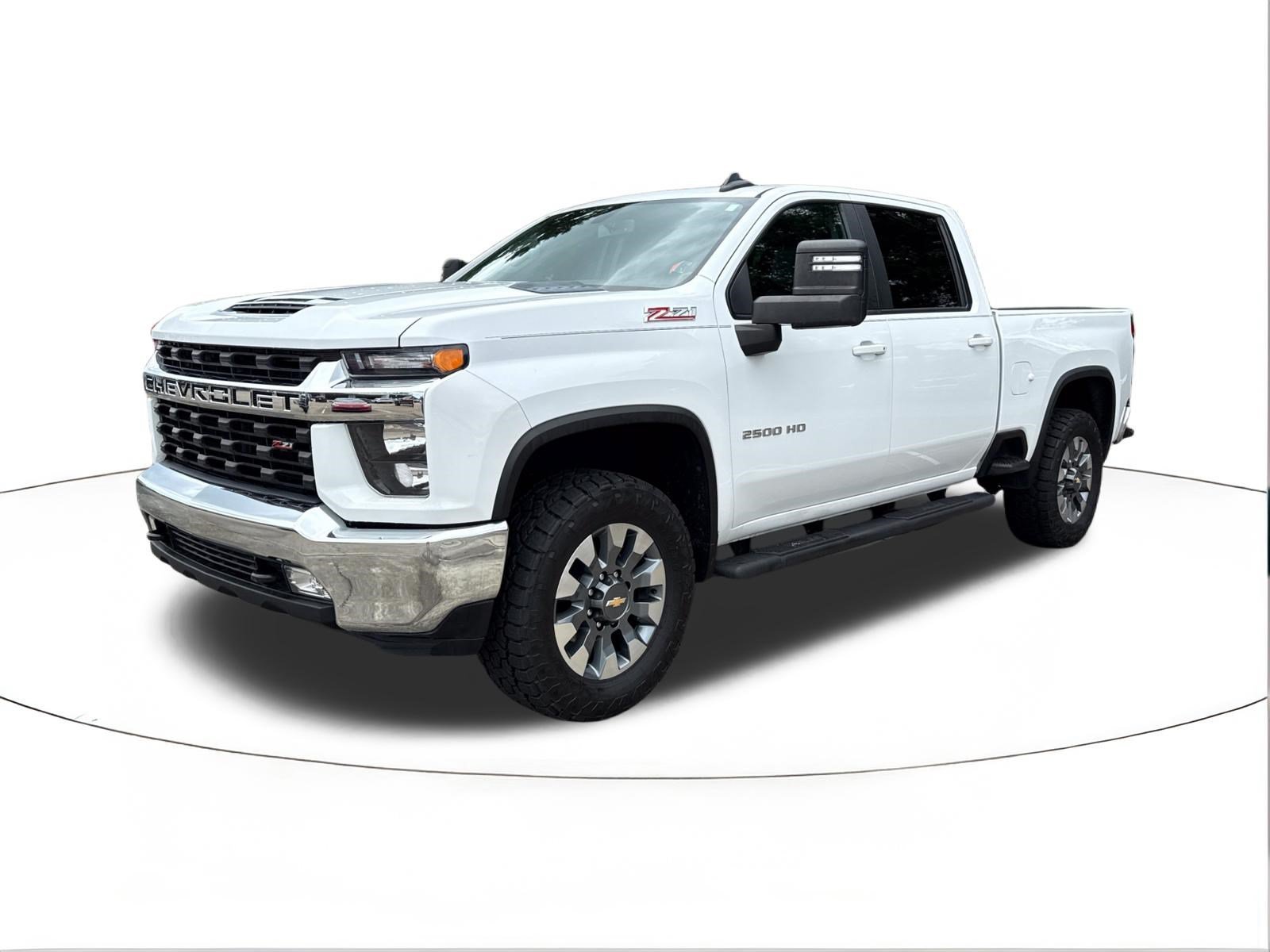 Used 2023 Summit White Chevrolet LT image 7