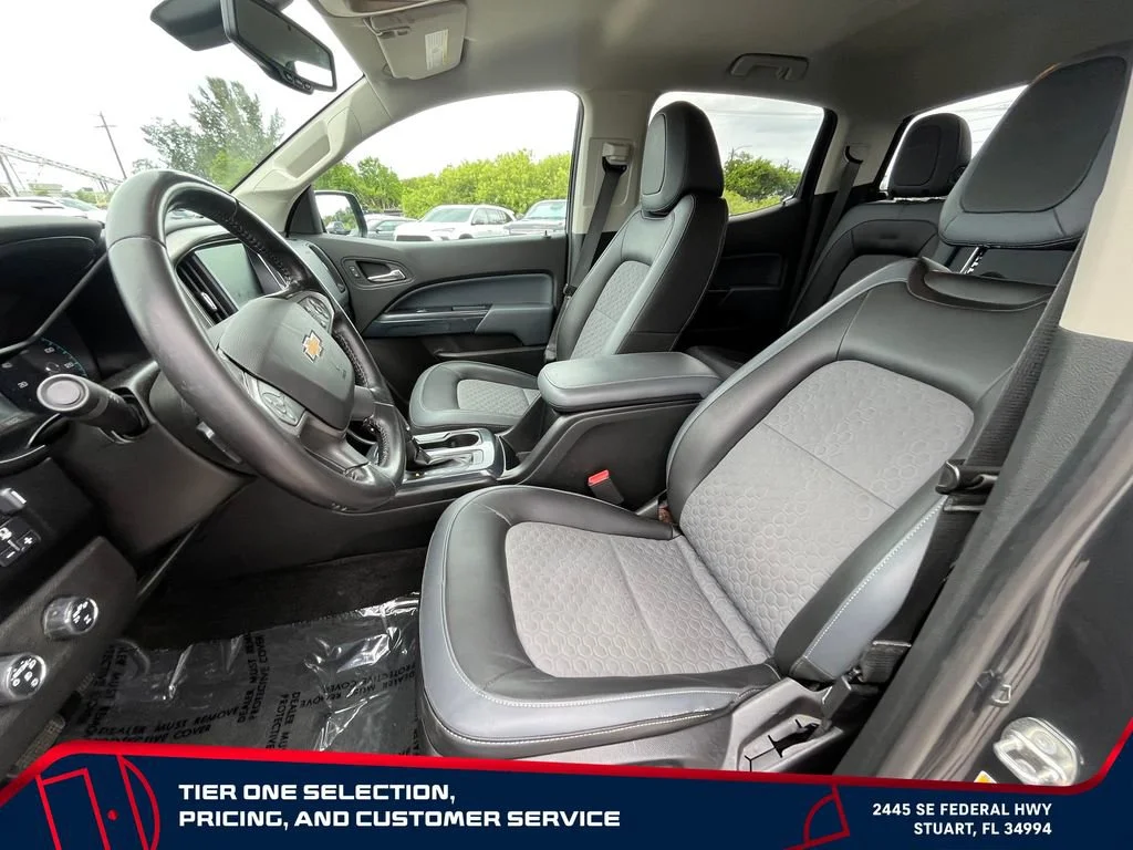 Used 2017 CYBER GRAY METALLIC Chevrolet 4WD Z71 image 10