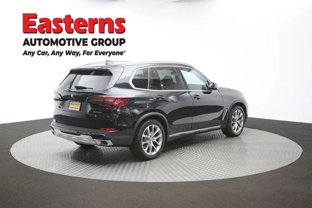Used 2023 Black BMW xDrive40i image 37