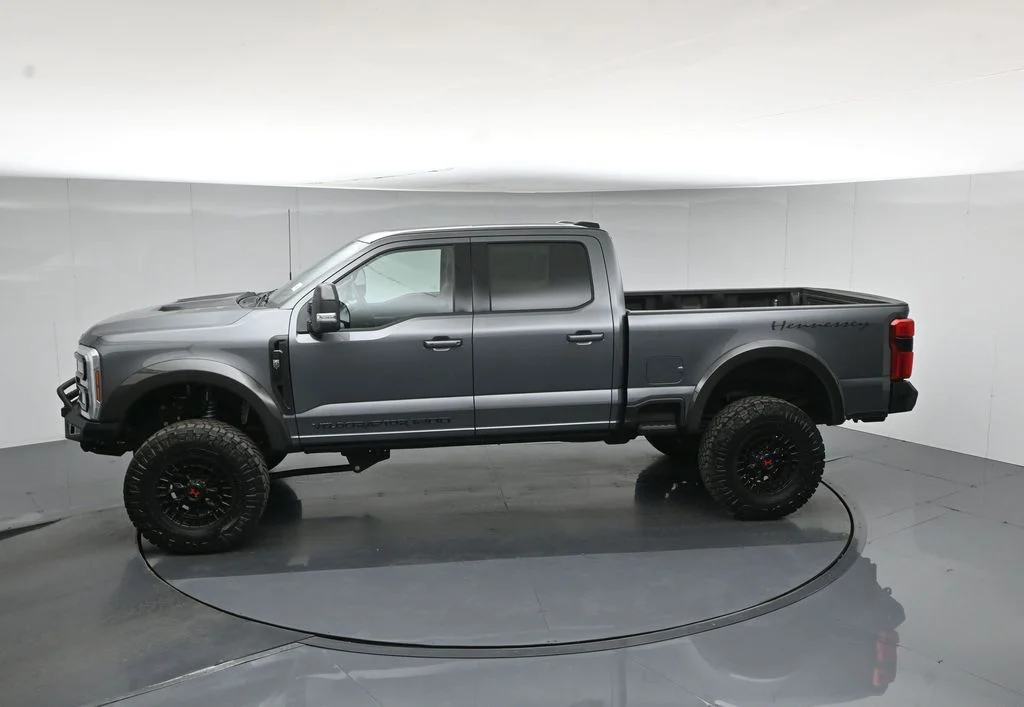 New 2026 Carbonized Gray Metallic Ford Lariat image 47