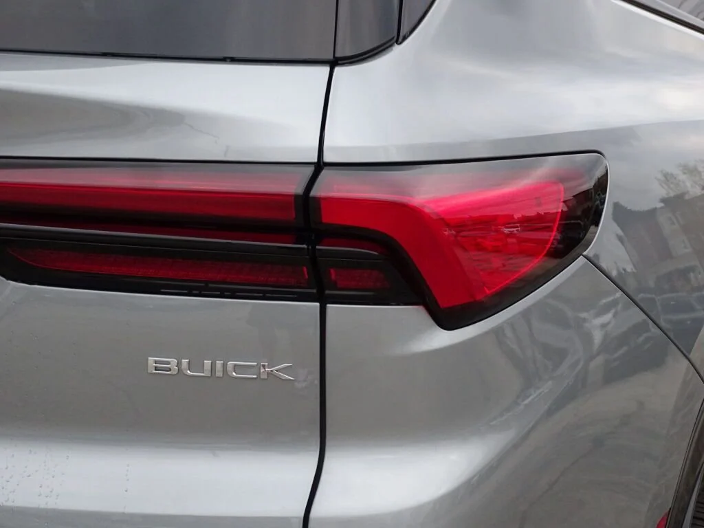 2025 Buick Enclave Sport Touring - Photo 12