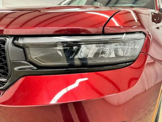 Used 2025 Red Jeep Altitude X image 9