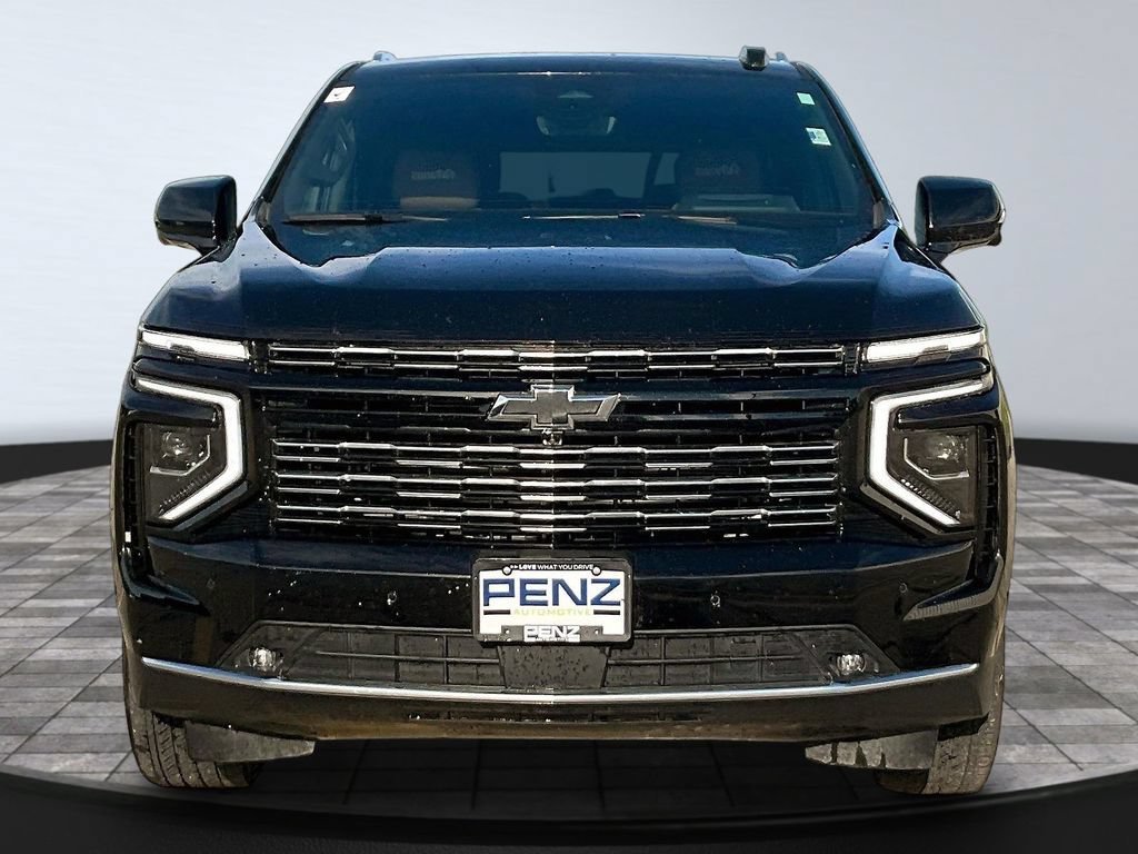 Used 2025 Chevrolet Suburban High Country with VIN 1GNS6GRL5SR105636 for sale in Rochester, Minnesota