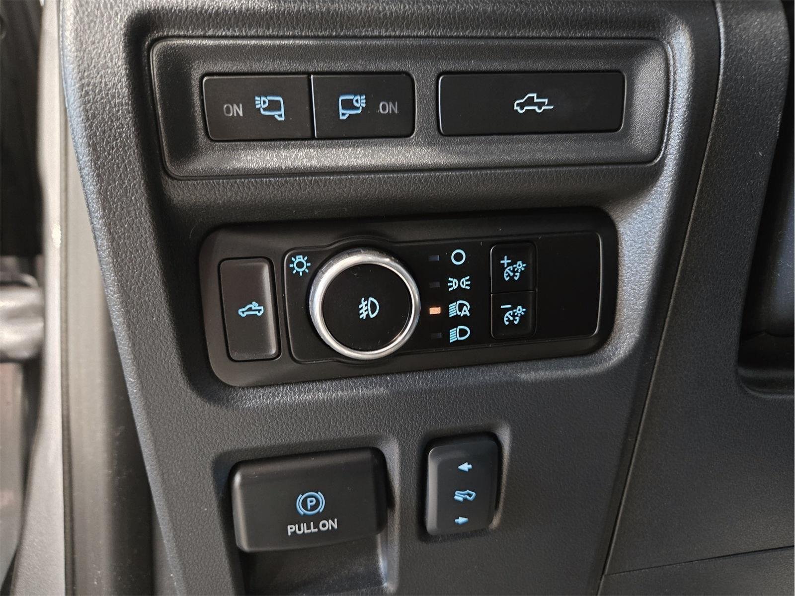 Used 2023 Iconic Silver Ford Raptor image 20