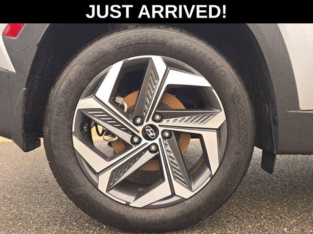 Used 2023 Silver Hyundai SEL image 6