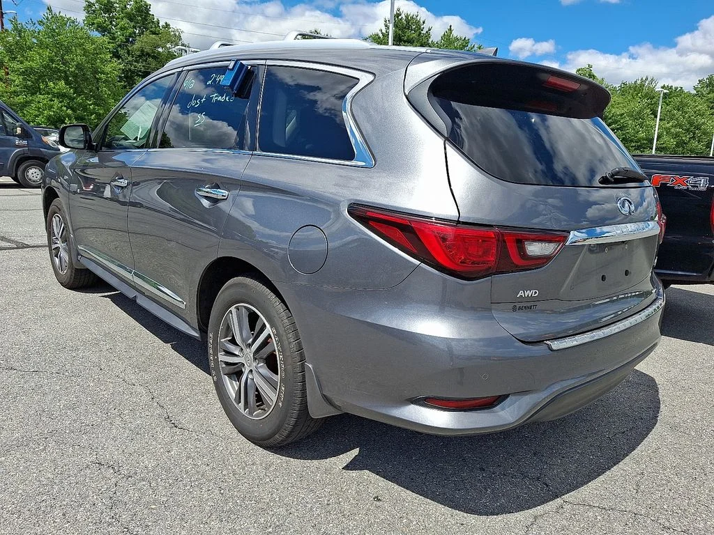 Used 2020 Gray INFINITI LUXE image 5
