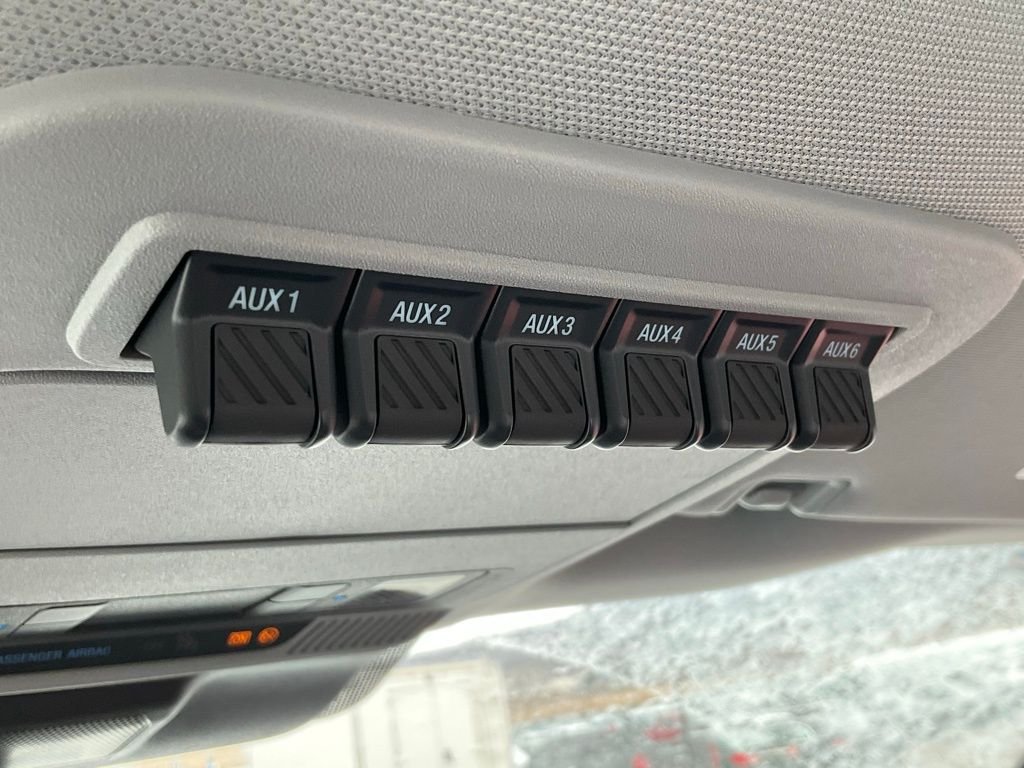 2024 Ford F-350 Super Duty Chassis Cab XL - Photo 8