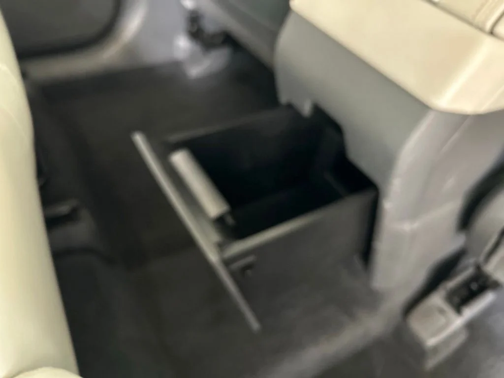 Used 2026 Silver Hyundai SEL image 32