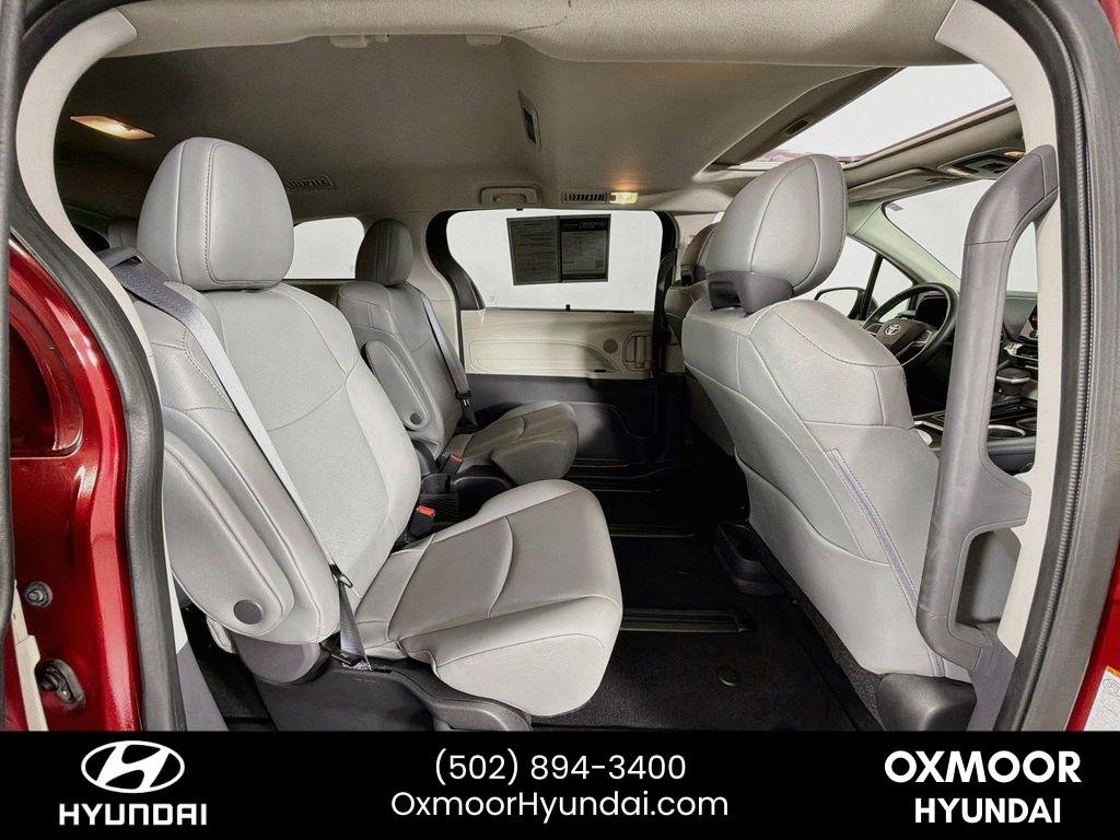 Used 2022 Ruby Flare Pearl Toyota XLE image 29