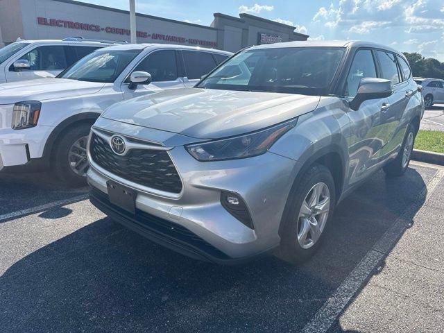 Certified Used 2025 CELESTIAL SILVER Toyota  image 1