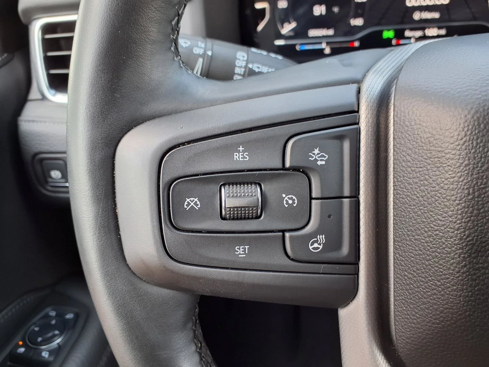 Used 2024 Onyx Black GMC Denali image 17