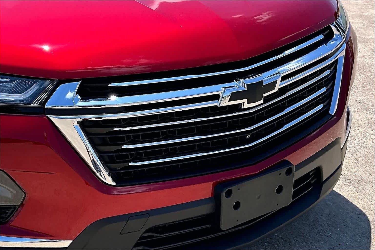 Used 2023 Radiant Red Tintcoat Chevrolet LT Cloth image 40
