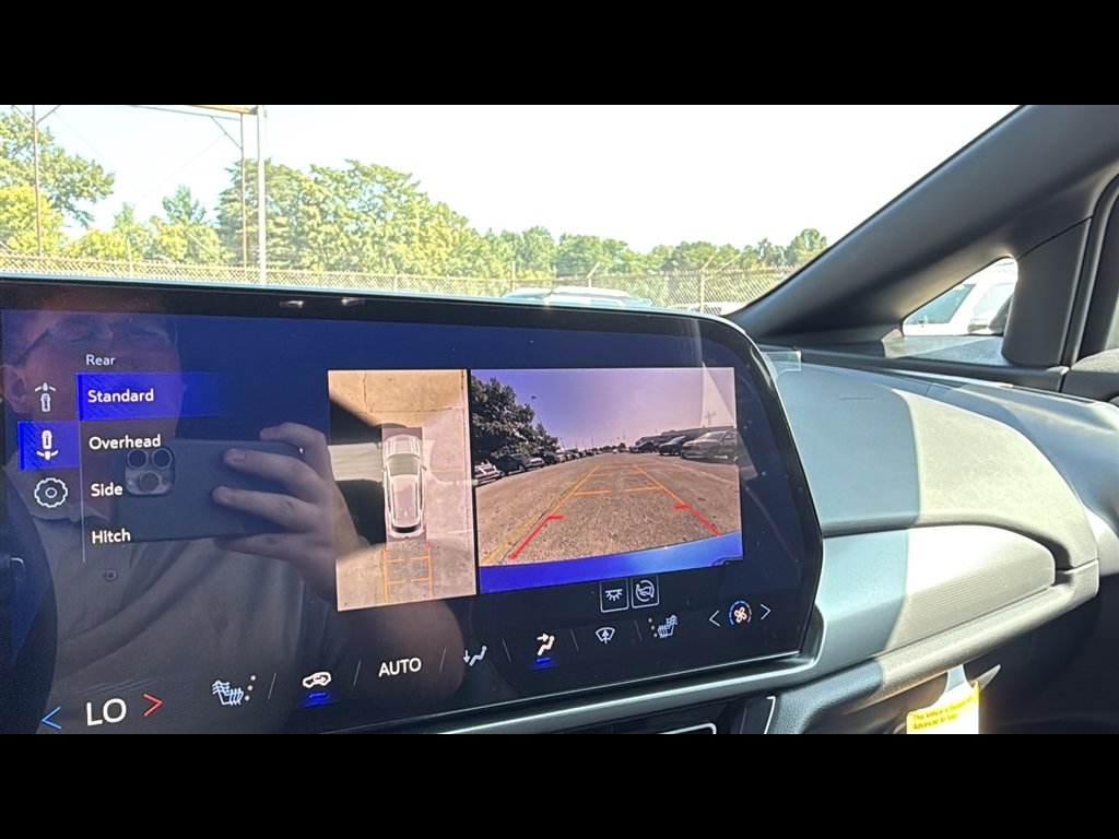 2025 Chevrolet Equinox EV RS - Photo 18