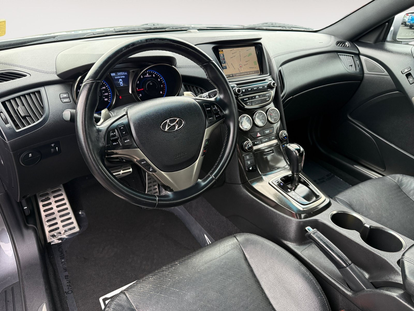 Used 2016 Empire State Gray Hyundai 3.8 Ultimate image 15