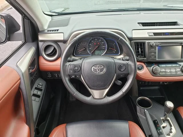 Used 2013 Black Toyota Limited image 14