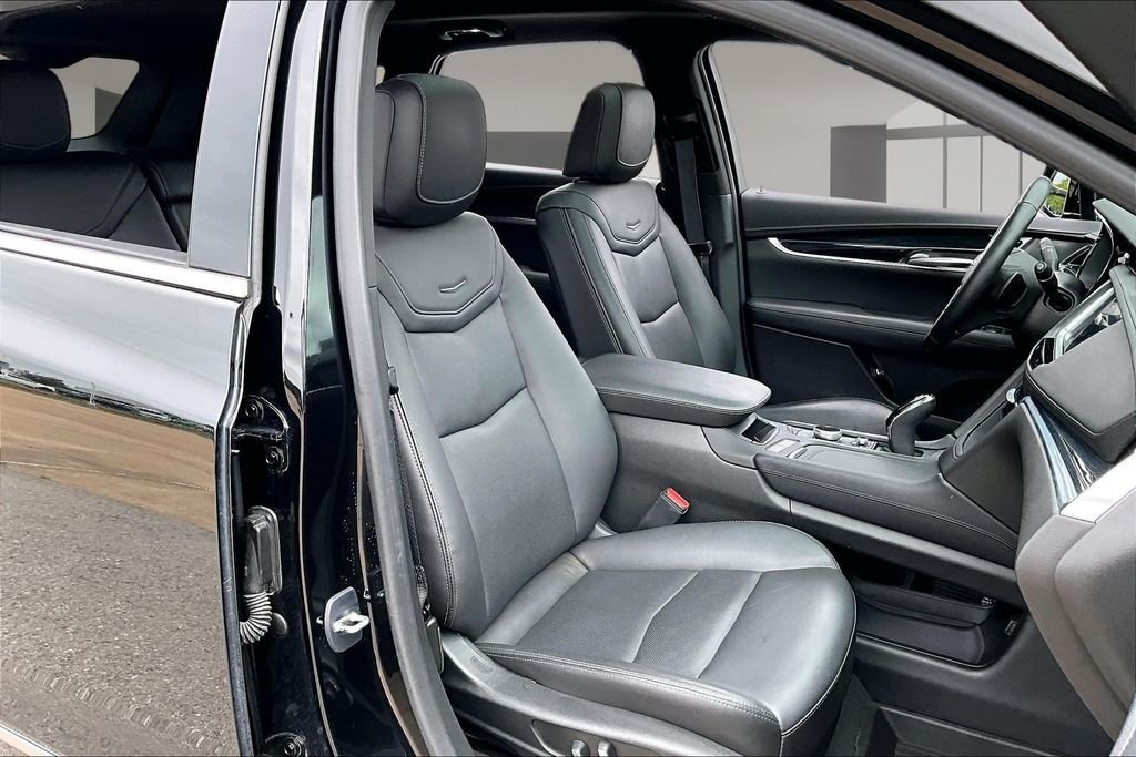 Used 2023 Black Cadillac Premium Luxury image 7