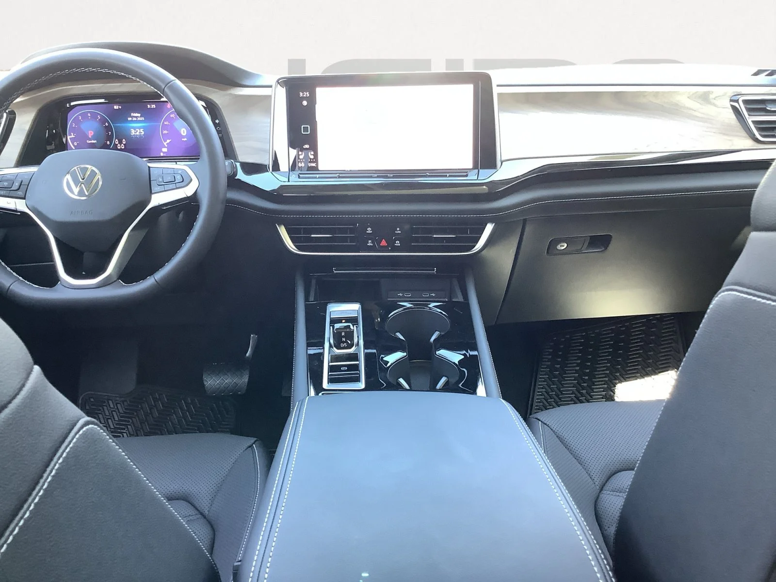 New 2026 DEEP BLACK Volkswagen 2.0T SE w/Technology image 14