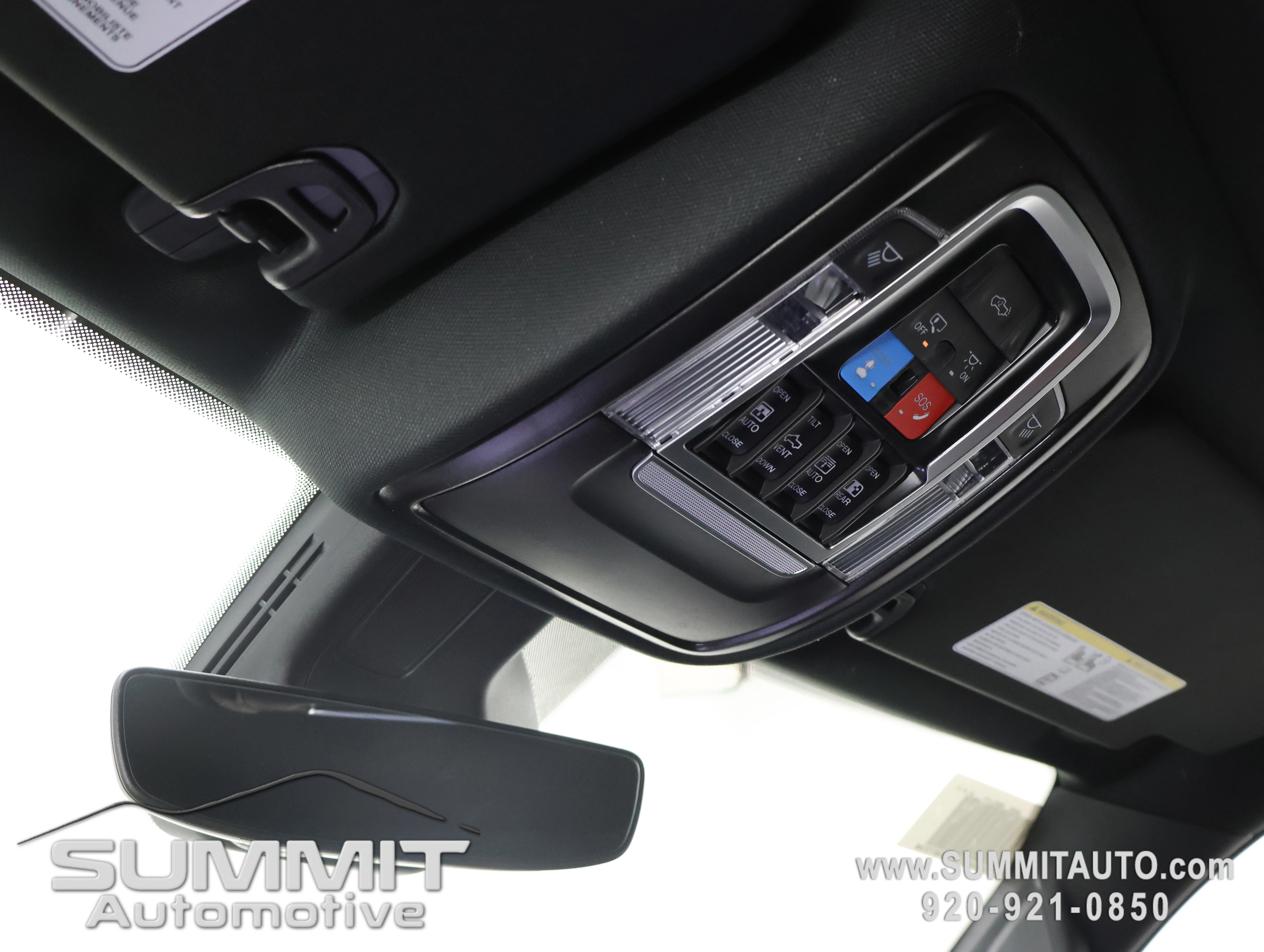 New 2026 Diamond Black Crystal Pearl-Coat Exterior Paint RAM Laramie image 13