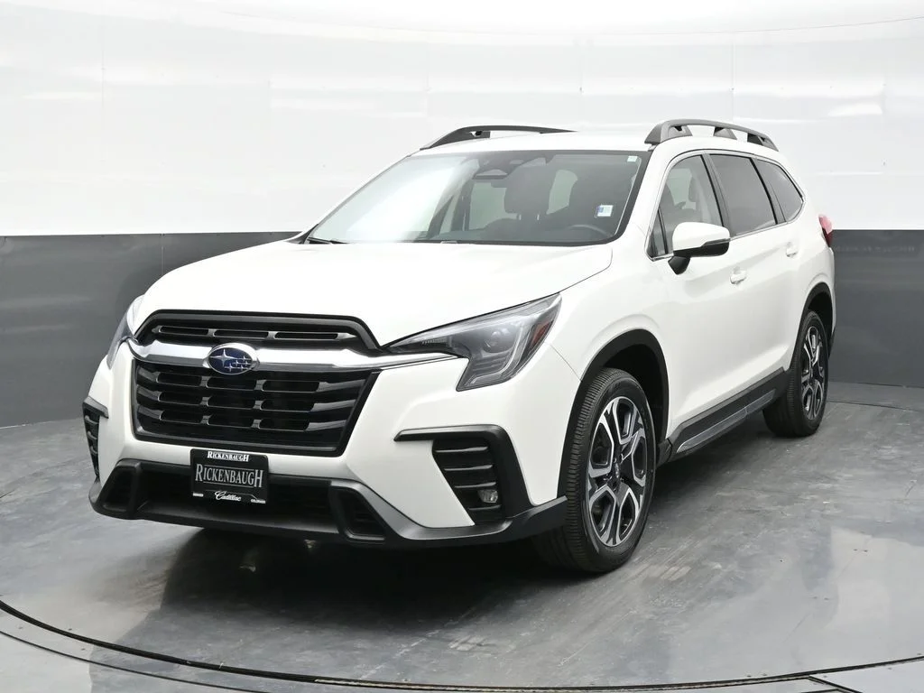 Used 2023 White Subaru Limited image 2