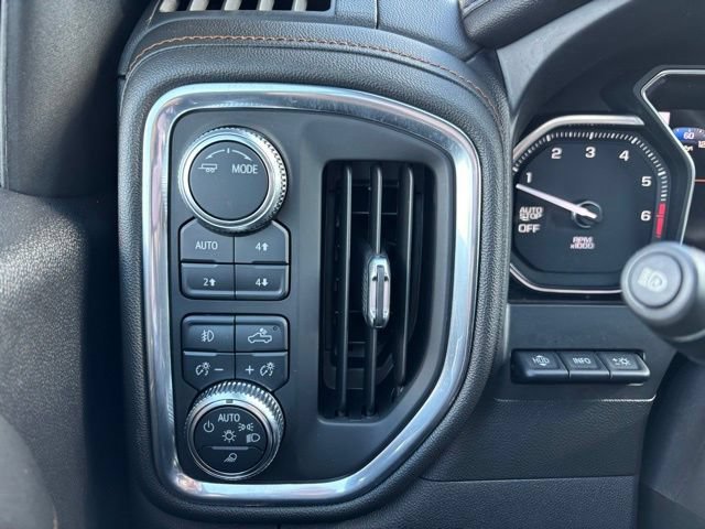 Used 2021 ONYX BLACK GMC AT4 image 31