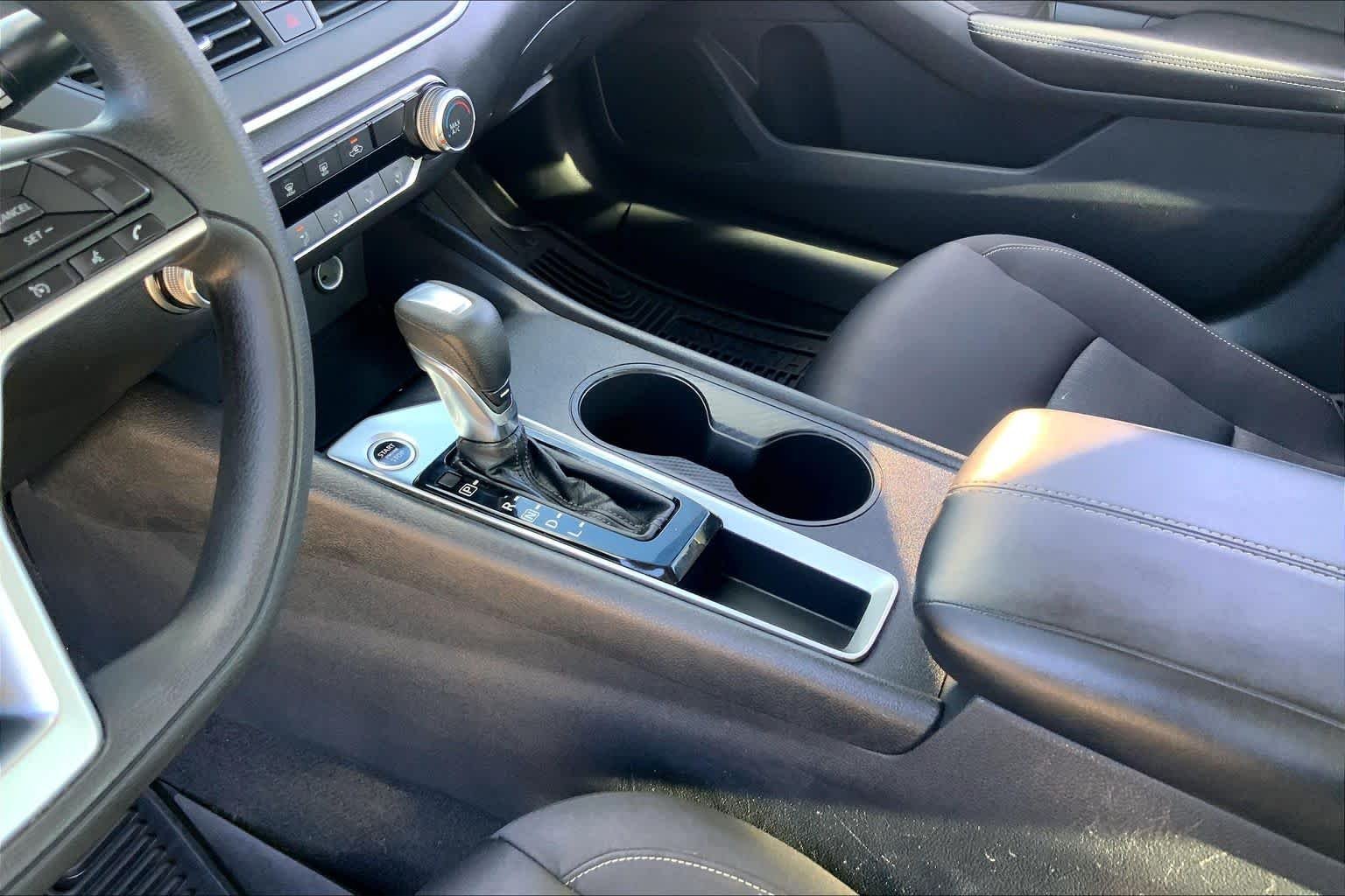 Used 2020 Gun Metallic Nissan 2.5 S image 16