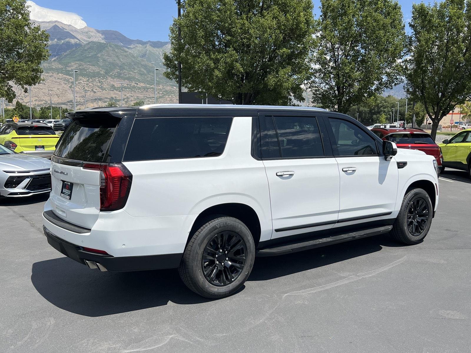 2025 GMC Yukon XL Denali - Photo 7