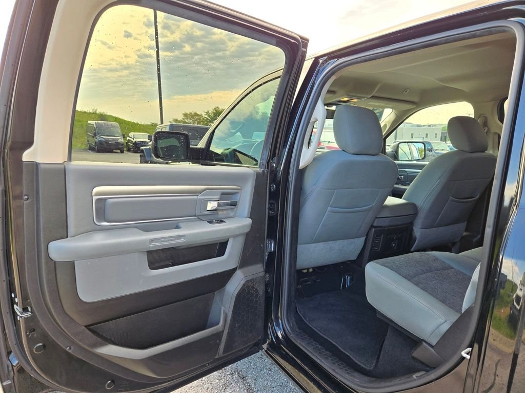 Used 2019 Black Ram Big Horn image 26