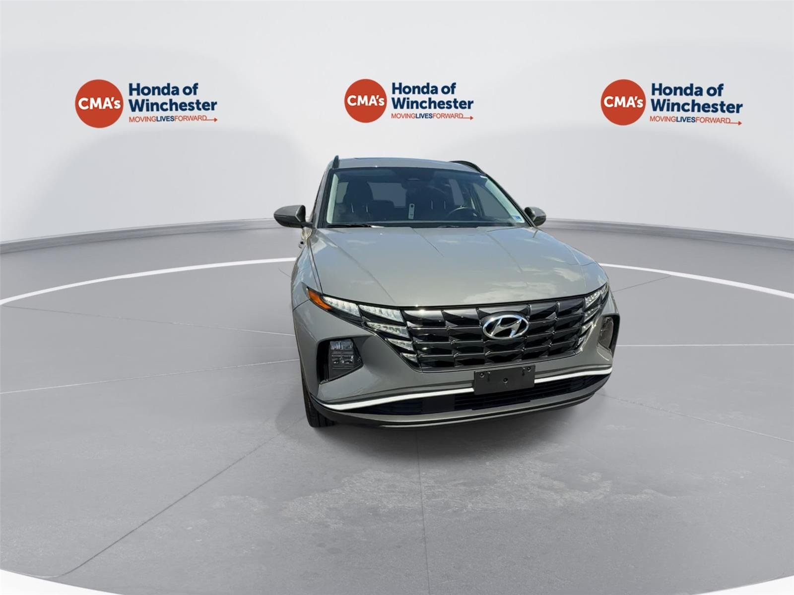 Used 2024 Hampton Gray Hyundai SEL image 2
